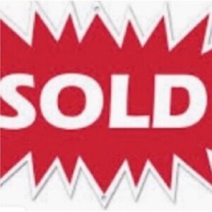 Women’s rivalry sneakers size 8.5